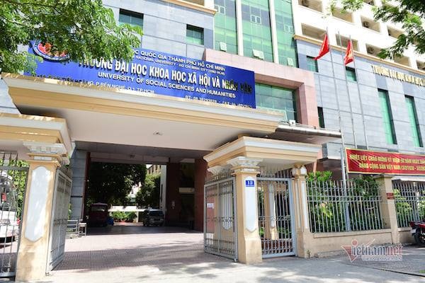 11 giang vien nghi viec anh 2