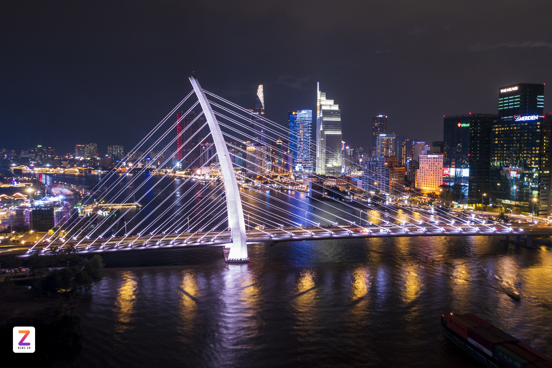 trung tam hanh chinh anh 12