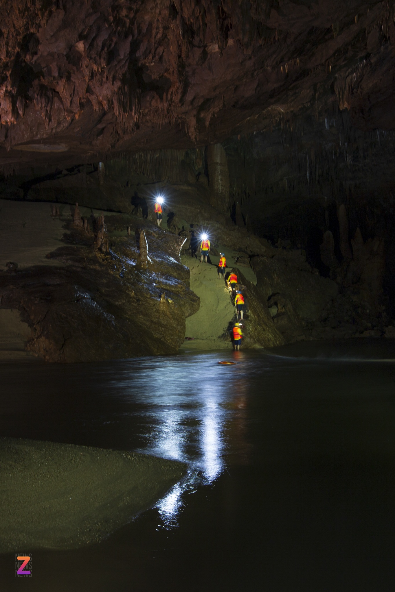 4500 met dong phong nha anh 3