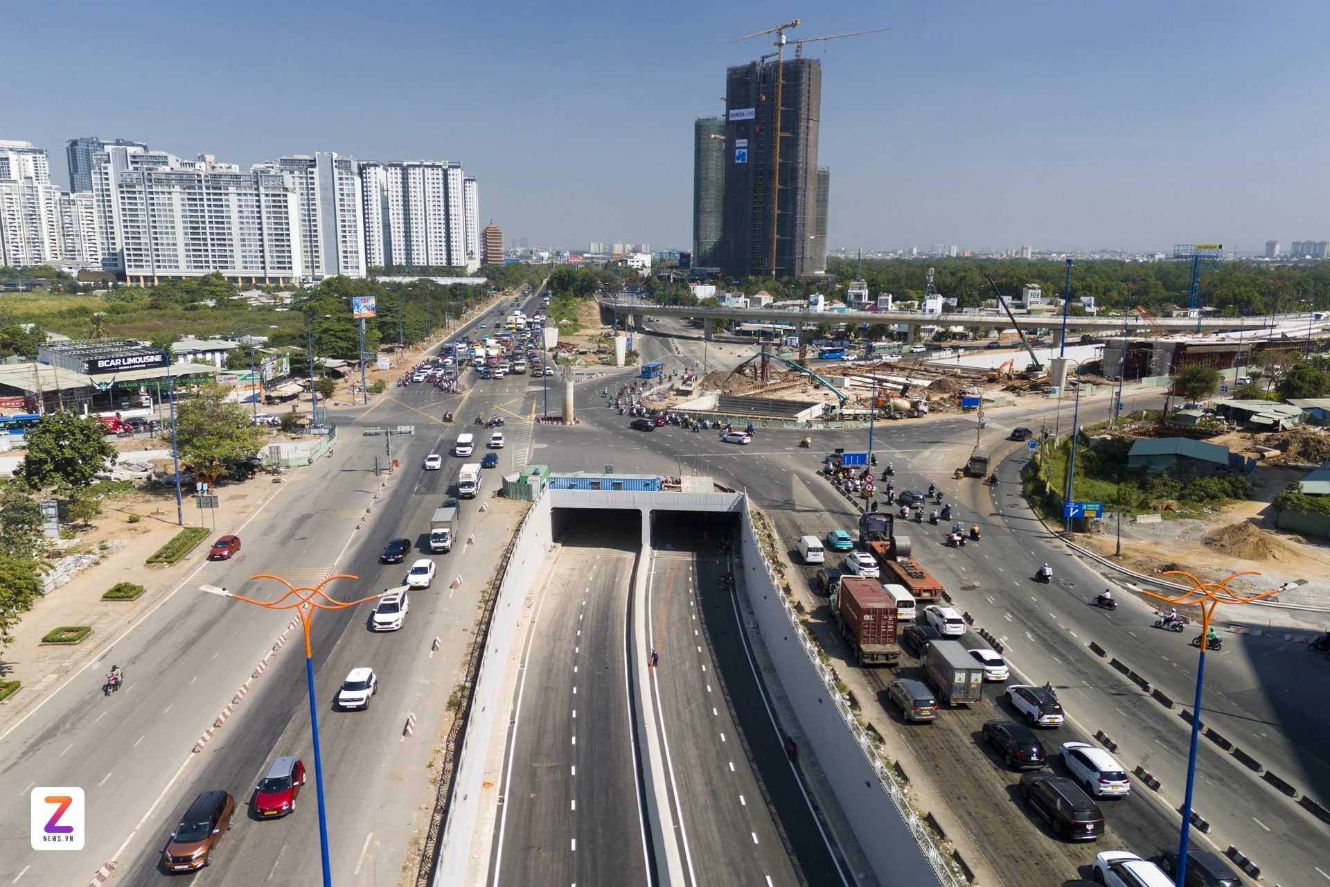 trung tam hanh chinh anh 11