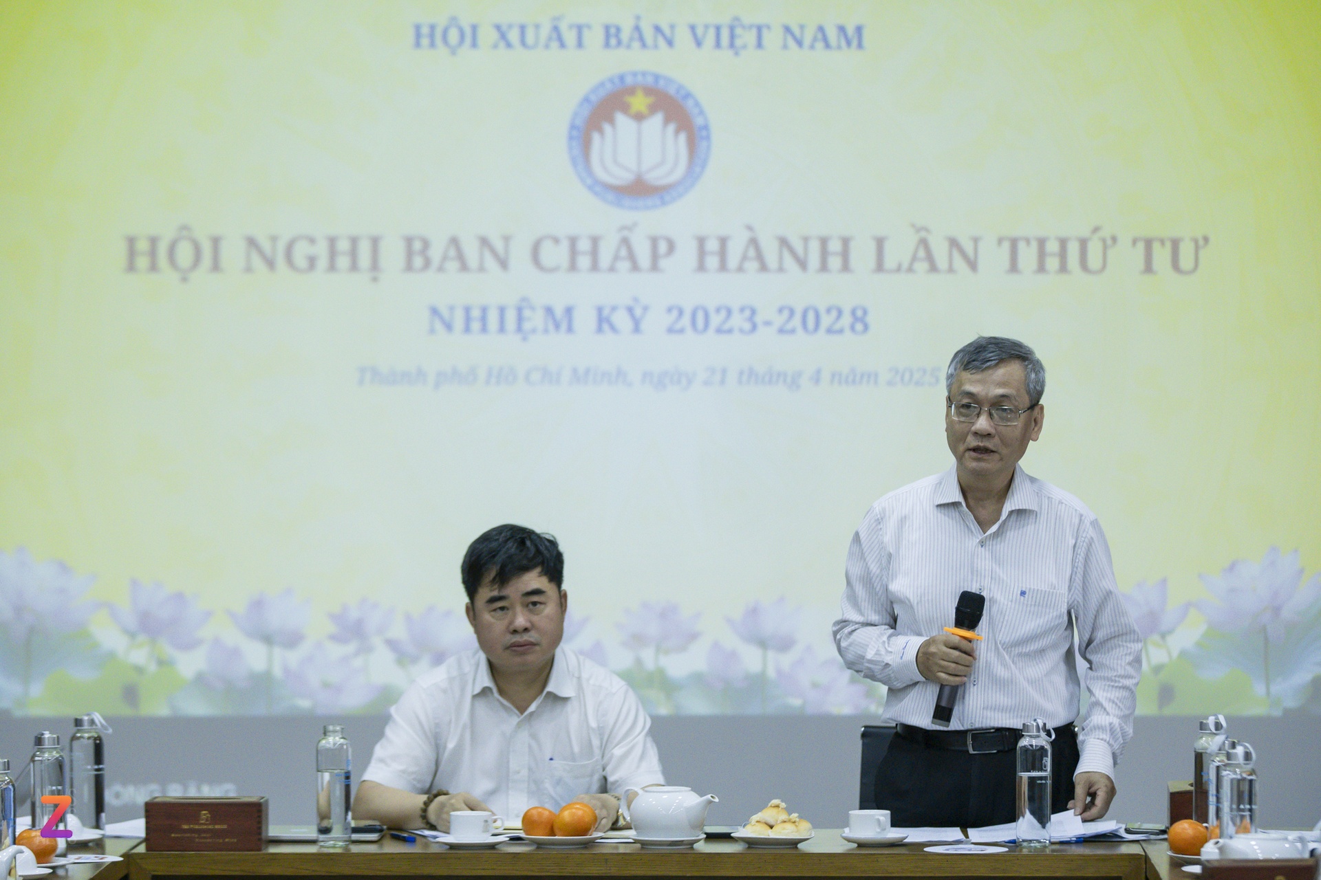 tiet doc sach anh 1