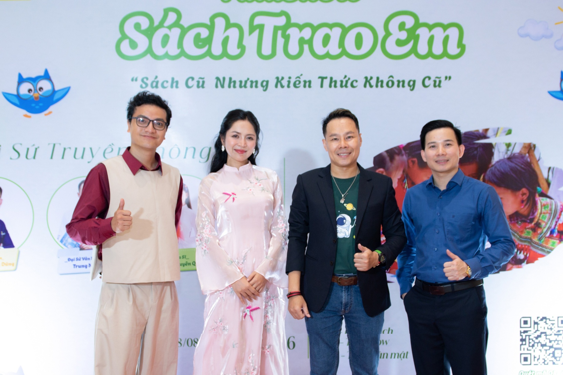 Sach trao em anh 1