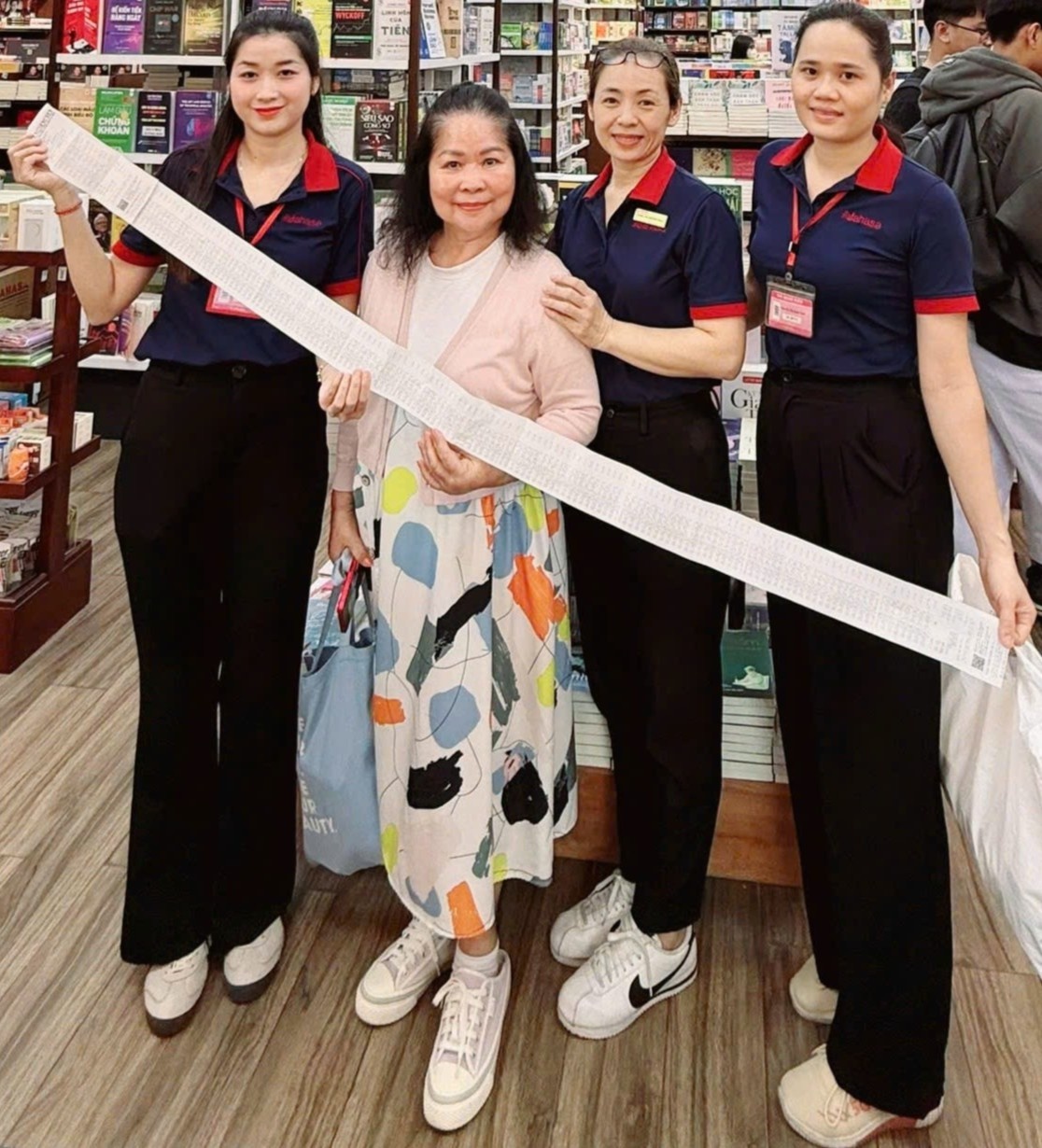 mua sach anh 1