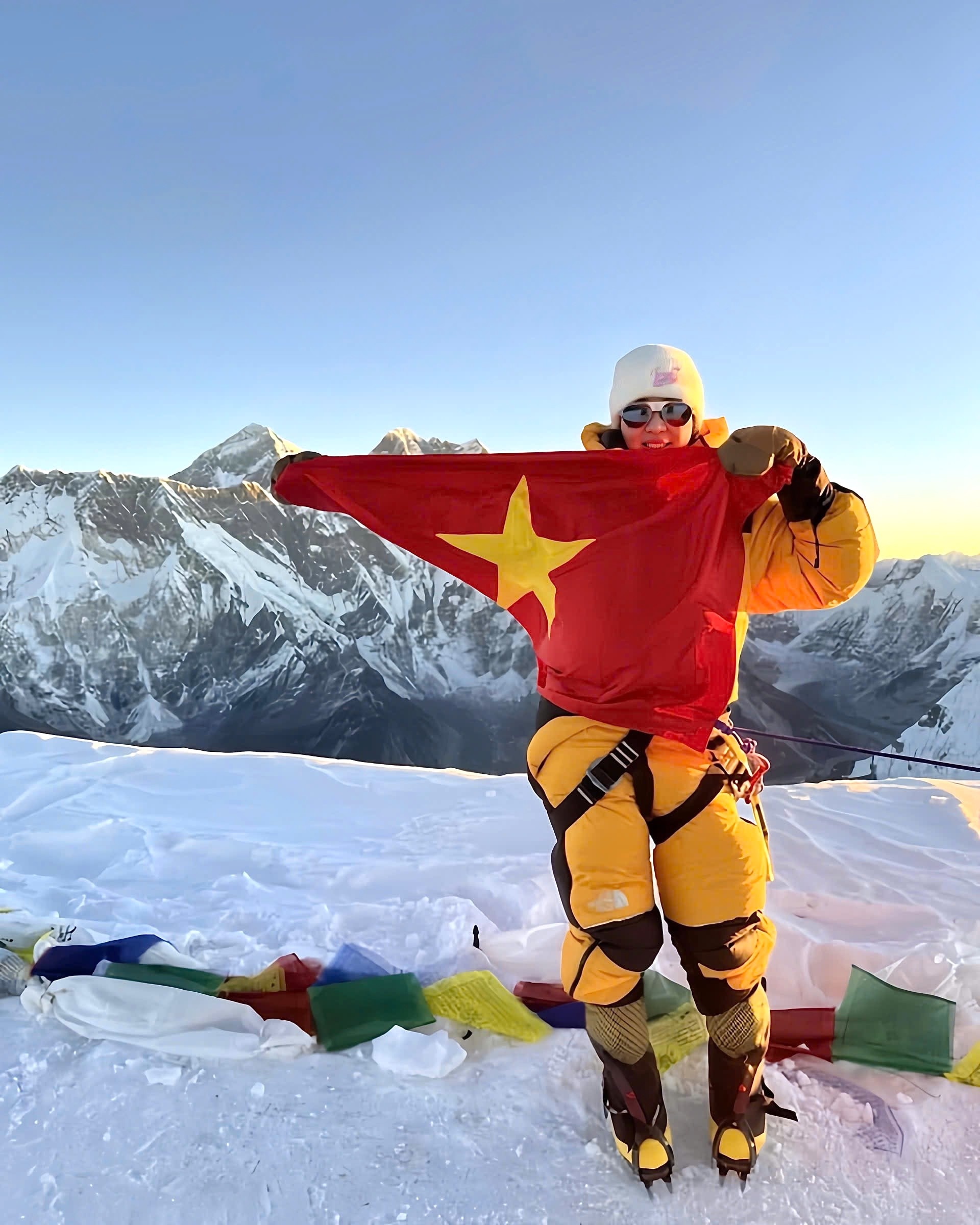 leo nui Ama Dablam anh 3