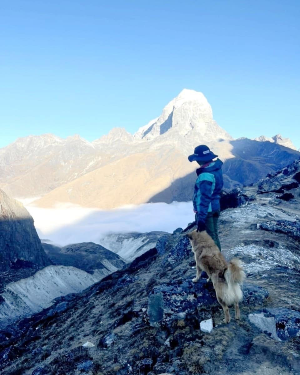 leo nui Ama Dablam anh 8