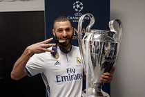 Karim Benzema: Tu 'meo luoi' den 'meo sat thu' o Real Madrid hinh anh