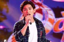 Nhung dieu chua biet ve hot boy 16 tuoi cua Sing My Song hinh anh