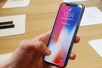 Nho iPhone X, Apple co the ban 90 trieu may quy nay hinh anh