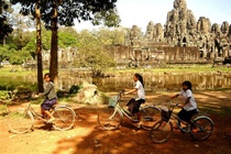 Top 10 dia danh hut khach nhat dip le 30/4 hinh anh