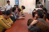 Pha song bac nua ty cua 'quy ba' hinh anh
