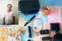 Ten cuop gia cong an 'may mua' voi nu sinh trong khach san hinh anh