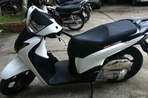 Thanh nien mang lenh truy na, cuop xe SH o Sai Gon hinh anh