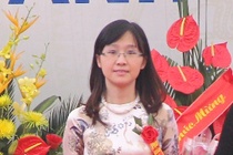 Nữ PGS trẻ nhất Việt Nam và ký ức Tết bên dòng họ Nguyễn Lân