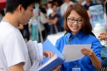 Hon 98% thi sinh lam thu tuc du thi THPT quoc gia hinh anh