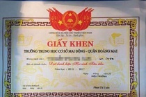 Phụ huynh bất ngờ vì giấy khen của con không có dấu đỏ