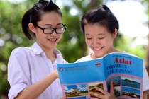 'Bo GD&DT om dom sach giao khoa dan den tieu cuc' hinh anh