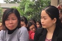 Khong duoc xet dac cach, hang loat giao vien keu cuu len Bo Noi vu hinh anh