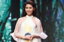 Nguoi mau Quynh Chau dan dau top 16 o Hoa khoi Ao dai hinh anh
