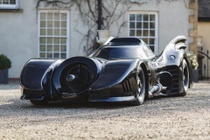 Siêu xe Batmobile được bán đấu giá từ 27.800 USD