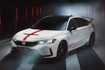 Honda Civic Type R Ultimate Edition gioi han 40 chiec tai chau Au hinh anh