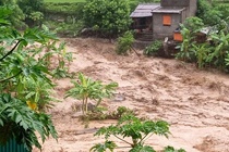Nguy co lu quet, sat lo o vung nui phia Bac hinh anh