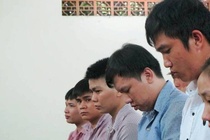 Nhóm thanh niên lừa hơn 800 triệu qua mạng xã hội