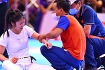 'Hoa khôi' jiu-jitsu Việt Nam rơi nước mắt vì HCĐ