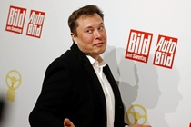 Vì sao Elon Musk và các tỷ phú USD đi vay tiền ngân hàng?