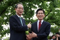 Dang Bao thu Han Quoc bat ngo 'lat keo' ung vien tong thong hinh anh