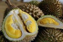 'Tan vuong’ sau rieng gay sot, gia sieu dat do hinh anh