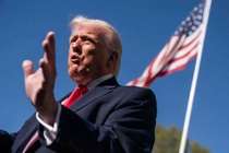 Ông Trump nói về giá xăng cao: ‘Chúng ta đang kiếm bộn tiền’