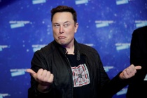 Elon Musk tự nhận là người ngoài hành tinh