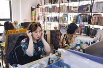 Buc tranh da dien ve gioi lam sach tai Viet Nam hinh anh