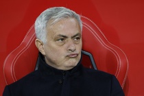 Mourinho sẵn sàng dẫn dắt PSG