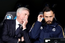 Buoc ngoat voi con trai Ancelotti hinh anh