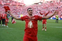 Trent Alexander-Arnold roi Liverpool hinh anh
