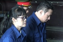Toa bac de nghi trieu tap 5 lanh dao Vietinbank den phien xu Huyen Nhu hinh anh