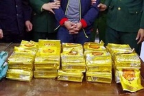 Ga trai tang tru 57 kg nghi la ma tuy da hinh anh