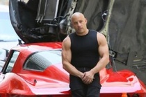 'Fast & Furious 8' cong khai hau truong tai nan sieu xe hinh anh