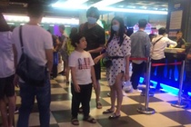 Tim va Truong Quynh Anh van di choi, song chung nha sau ly hon hinh anh