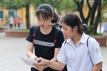 DH Kinh te TP.HCM cong bo 2 muc diem san 17 va 19 hinh anh