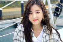 Ap luc cua mot truong nhom Kpop hinh anh