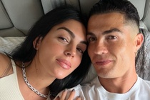 Tại sao Amber Heard và Ronaldo đều giấu bố mẹ ruột của các con?