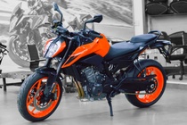 KTM Viet Nam ra mat 790 Duke 2020 hinh anh
