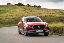 Mazda3 2021 co them tuy chon dong co moi anh 2