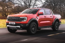 Ford Ranger Raptor 2023 nhan dat coc tai Viet Nam, giao xe thang 4 hinh anh
