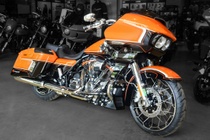 Harley-Davidson Road Glide CVO màu đặc biệt giá hơn 2,3 tỷ đồng