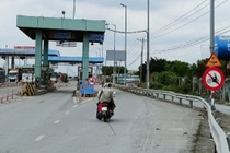Lý do xe máy đi 'lạc' vào cao tốc TP.HCM - Trung Lương