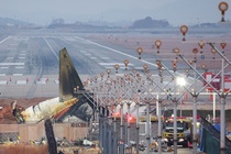 May bay Jeju Air roi du con mot dong co hoat dong hinh anh
