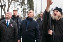 Tổng thống Putin tới Crimea